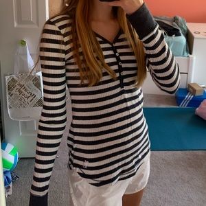 Abercrombie and Fitch long sleeve sweater